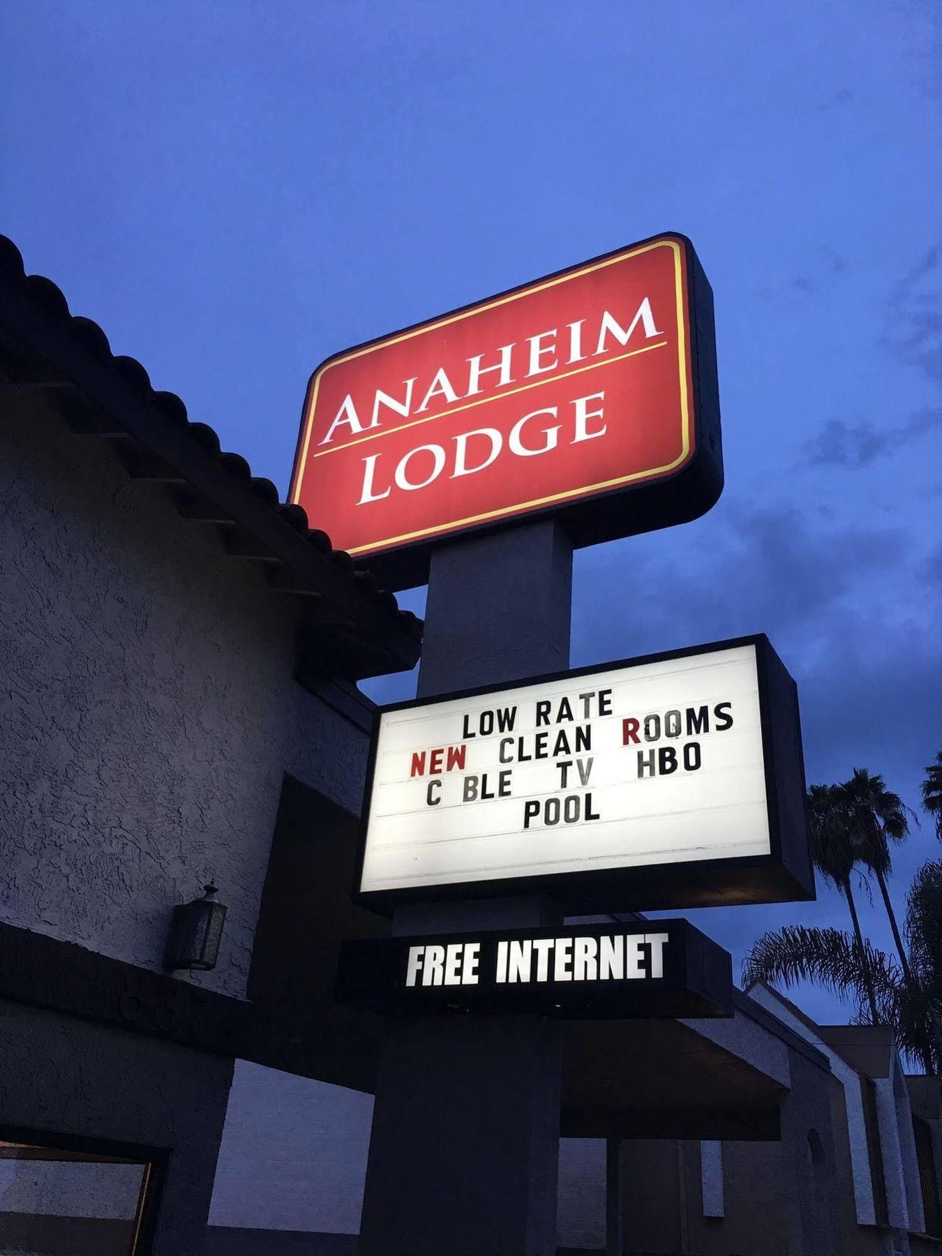 Anaheim Lodge Kültér fotó